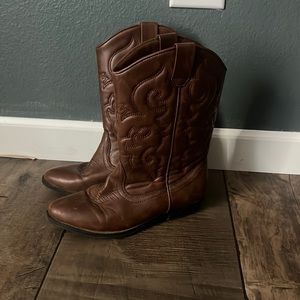 Tucker and Tate cowgirl boots